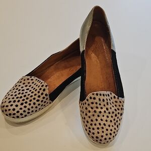Elk Two-Tone Leopard-Spot Slip-On Flats in Black and Tan Size 9.5 WOMEN'S EU 40